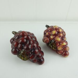 Grape Bunches Ceramic Salt & Pepper Shakers With Stoppers Vintage